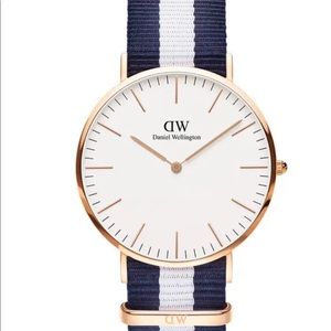 Daniel Wellington Watch - brand new with plastic watch face protector & box